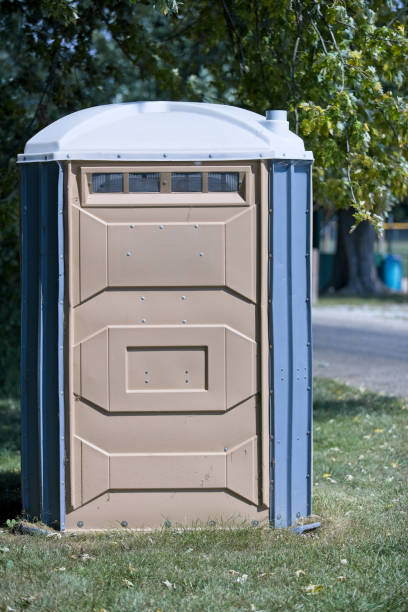 Best Portable restroom trailer rental  in Lanster, CA
